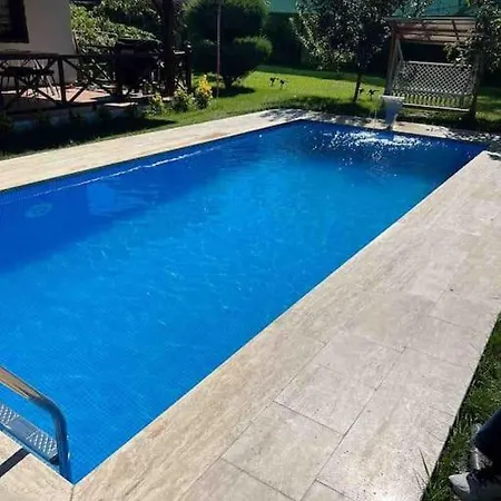 Muestakil Isitmali Havuzlu Zeyfat Home… فندق